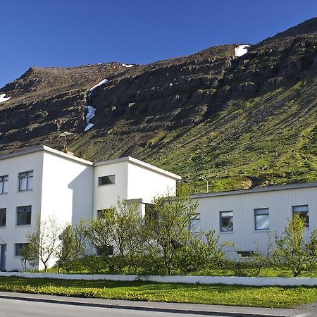 Comfy Guesthouse Westfjords Sudureyri Exteriör bild