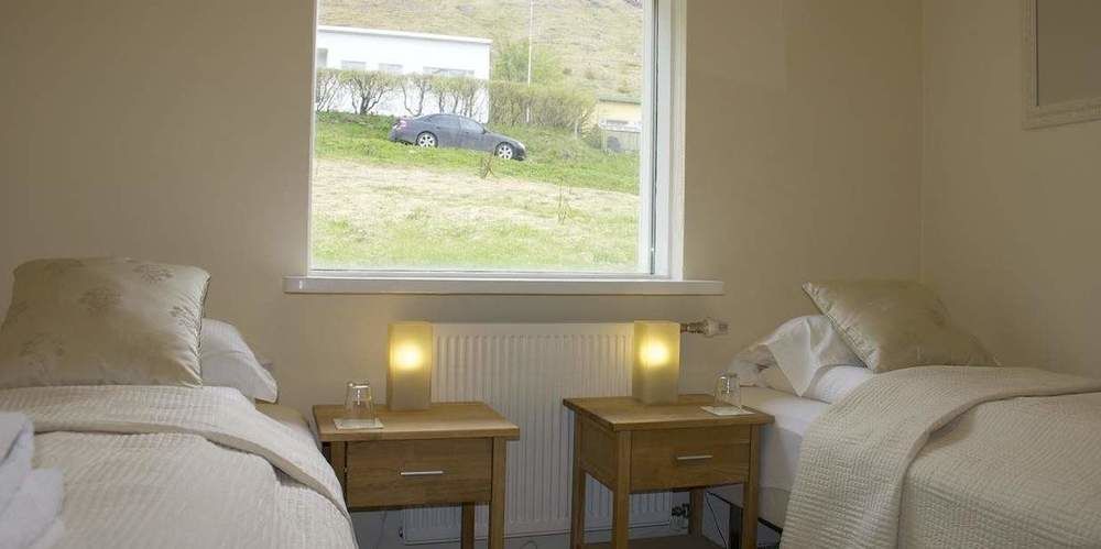 Comfy Guesthouse Westfjords Sudureyri Exteriör bild