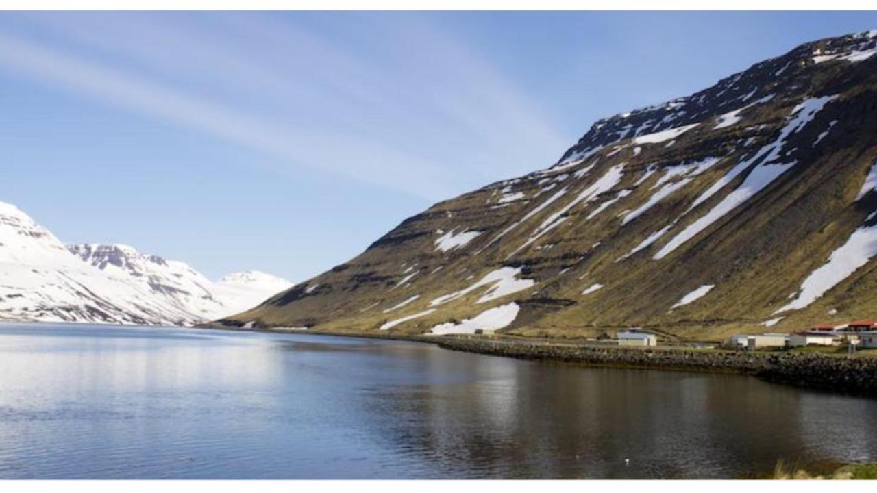 Comfy Guesthouse Westfjords Sudureyri Exteriör bild